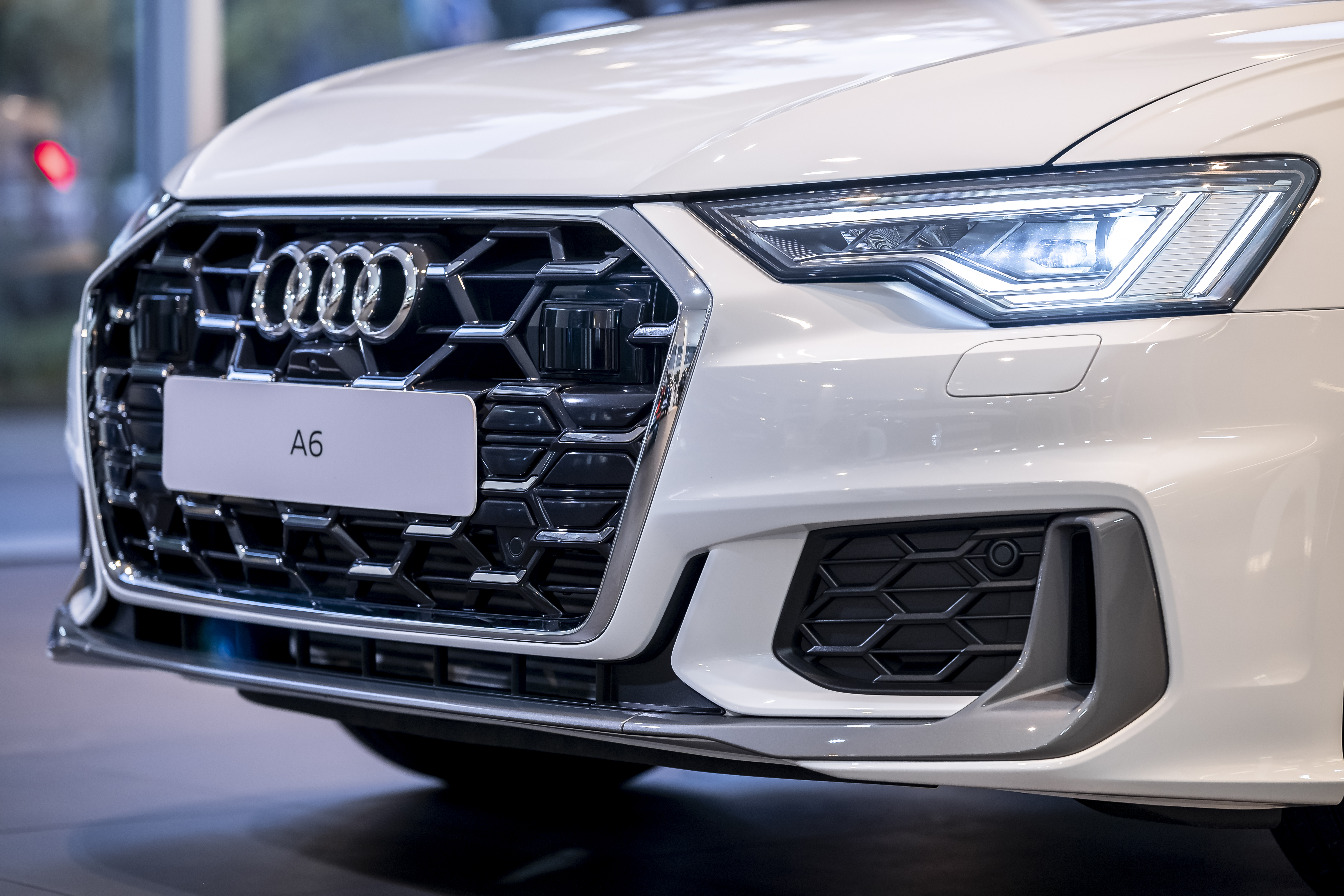 audi-a6-mat-calang