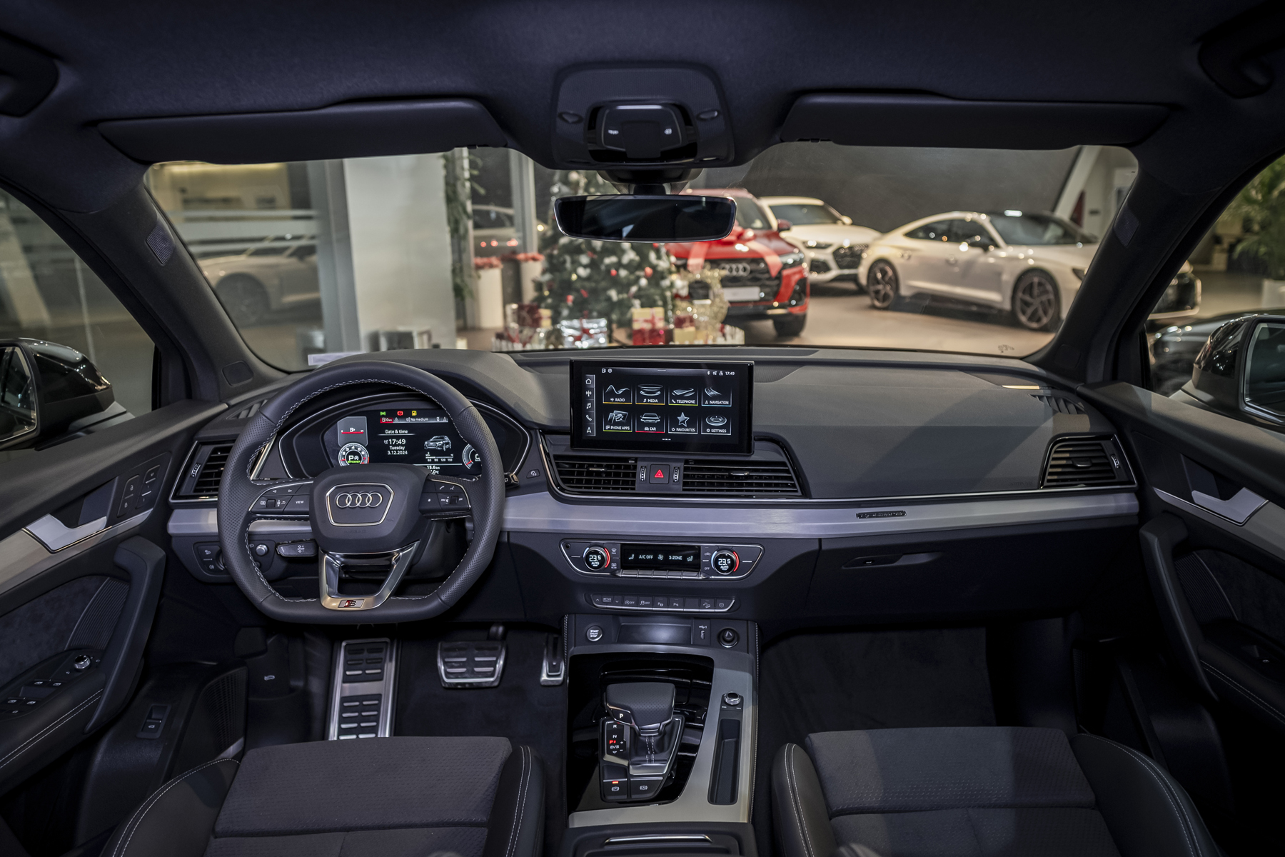 audi-q5-sline-noi-that