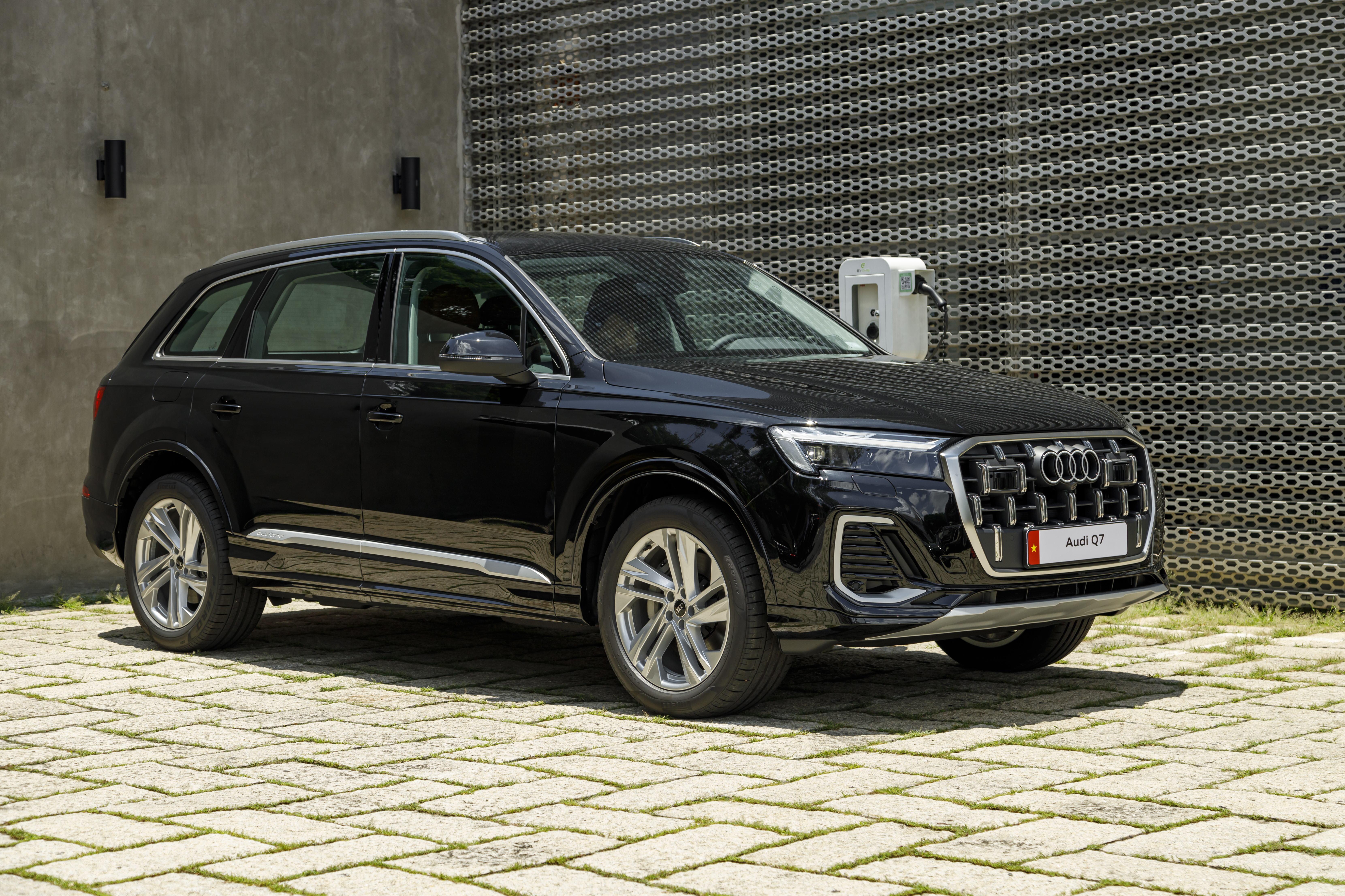 Audi-Q7
