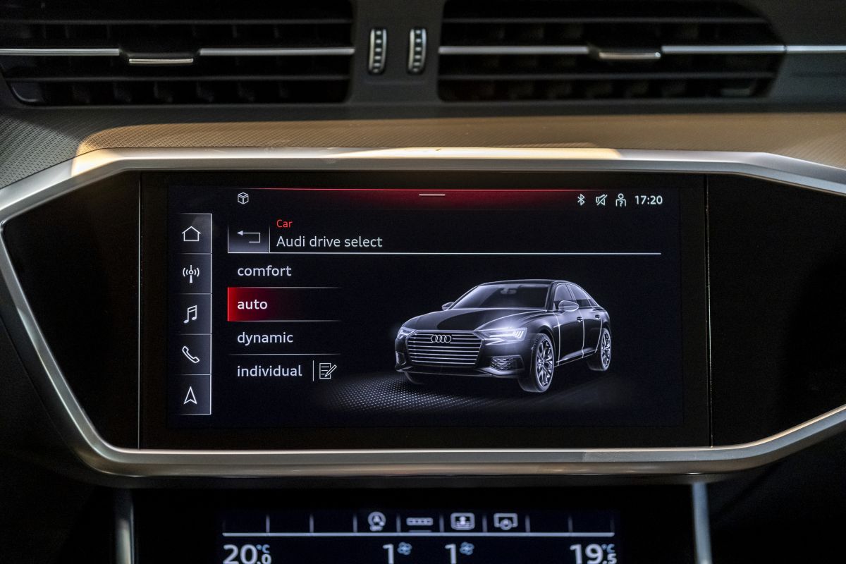Audi A6 S line 40 TFSI 2025
