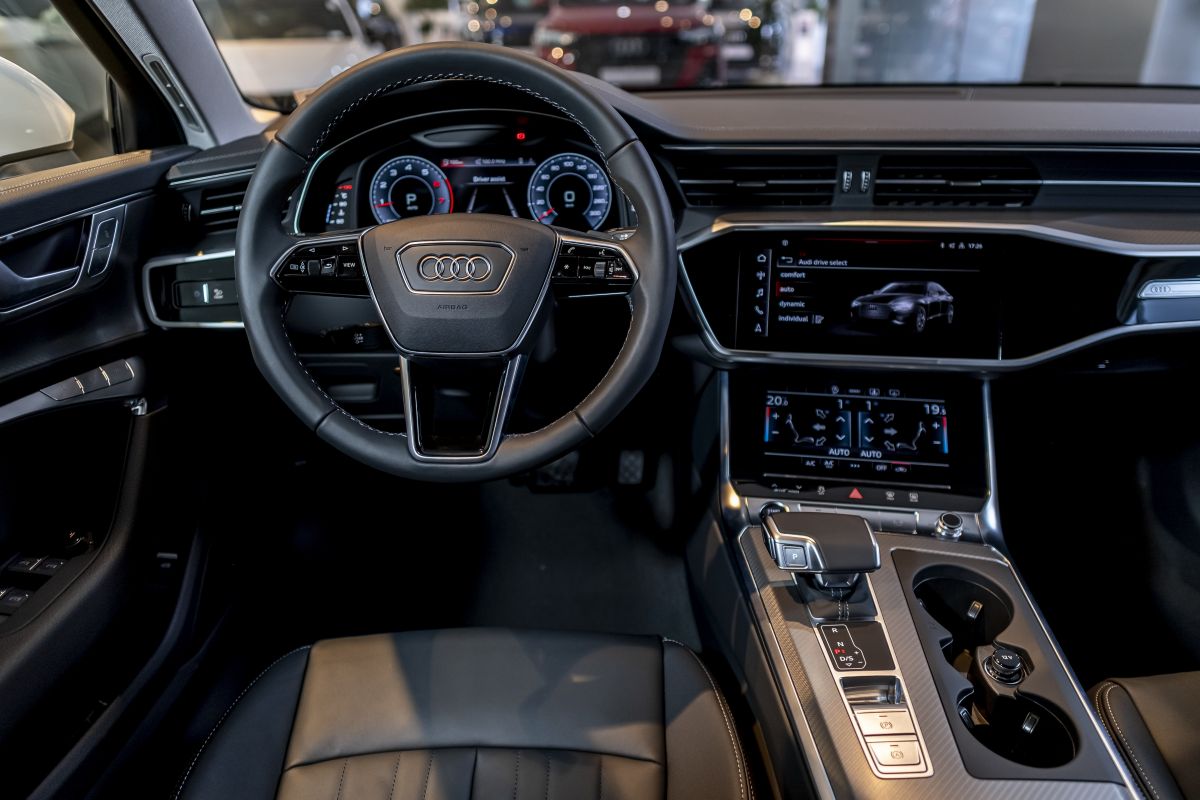 Audi A6 S line 40 TFSI 2025