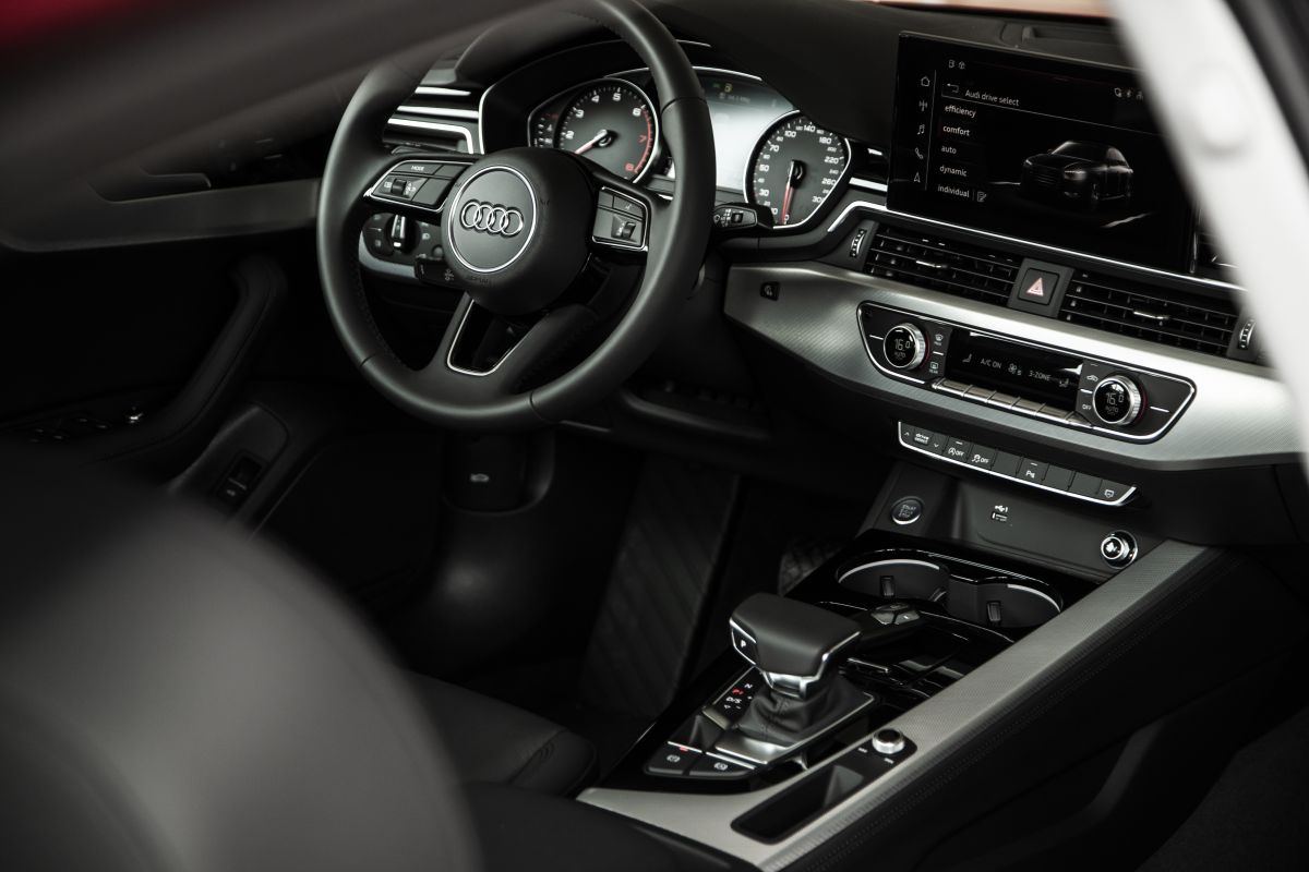 Audi A4 40 TFSI Black Edition 2024