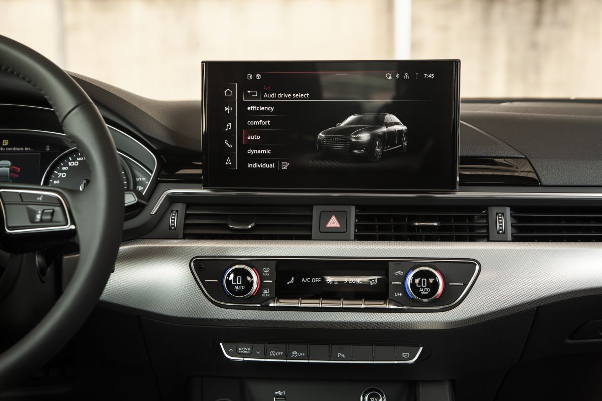 Audi A4 40 TFSI Black Edition 2024