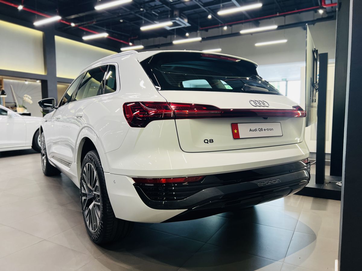Audi Q8 e-tron SUV 55 quattro